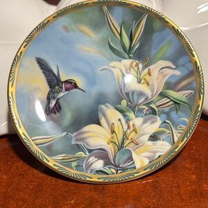 Hummingbird and Lily Art Plate